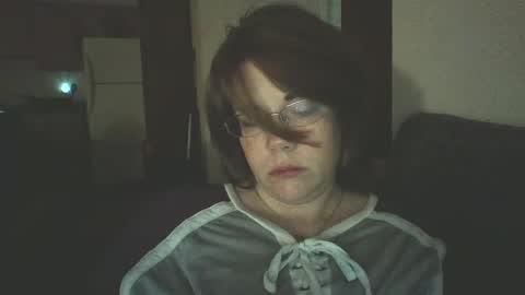 Snapshot of sammy_lyn chatting on December 2, 6:21 pm Sam online show from December 2, 6:21 pm