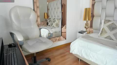 Sammy online show from November 11, 5:24 pm