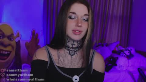 Snapshot of sammyaltham chatting on May 15, 11:01 pm Sam online show from May 15, 11:01 pm