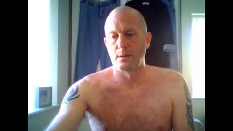 Snapshot of sammyb1821 chatting on March 5, 9:27 am sammyb1821 online show from March 5, 9:27 am