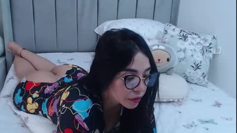 Snapshot of sammyboomm_ chatting on October 19, 4:29 pm Sammyboom online show from October 19, 4:29 pm