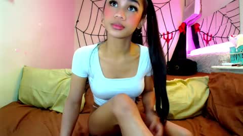 Sam online show from October 27, 11:09 pm