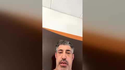 sammysausage2 online show from April 7, 5:57 pm