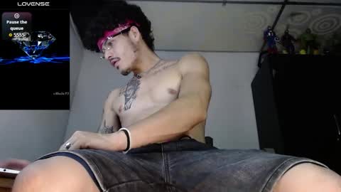sammy model independiente online show from May 19, 12:05 am