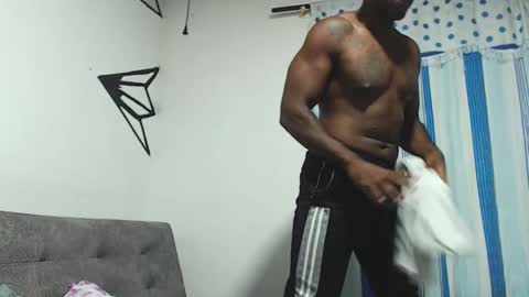 Snapshot of samsondauda chatting on December 6, 4:25 am samson dauda online show from December 6, 4:25 am