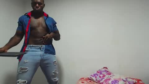 Snapshot of samsondauda chatting on January 6, 3:09 am samson dauda online show from January 6, 3:09 am