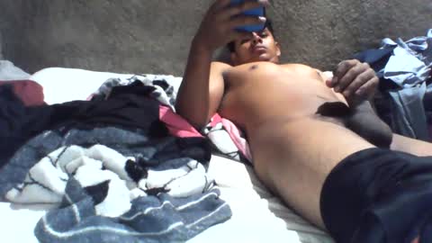 Snapshot of samuel987017 chatting on December 26, 5:47 am samuel987017 online show from December 26, 5:47 am