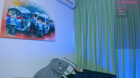 Snapshot of samuel_andrew chatting on January 10, 2:25 am Samuel online show from January 10, 2:25 am