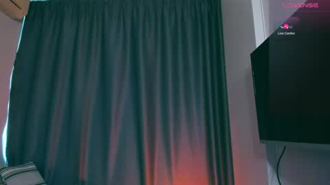 Snapshot of samuel_andrew chatting on February 4, 5:53 am Samuel online show from February 4, 5:53 am