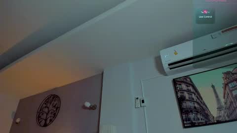 Samuel online show from April 11, 3:55 am