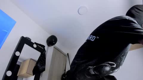   online show from October 7, 4:53 am