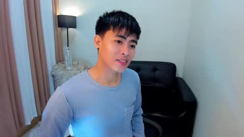 Sam online show from December 18, 8:14 pm