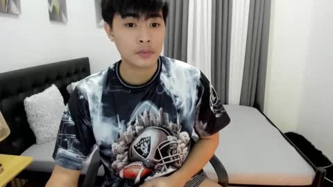 Sam online show from October 10, 10:20 pm