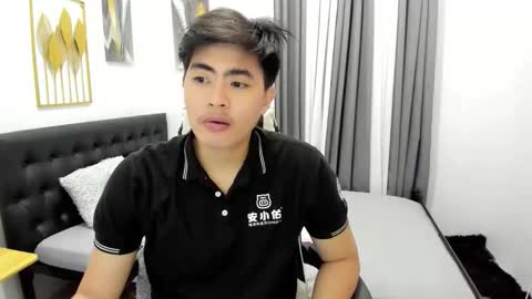 Sam online show from March 5, 3:19 pm