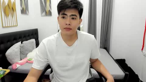 Sam online show from March 29, 10:04 am