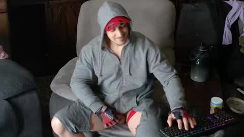 Snapshot of samueldixky chatting on March 15, 12:33 pm samueldixky online show from March 15, 12:33 pm