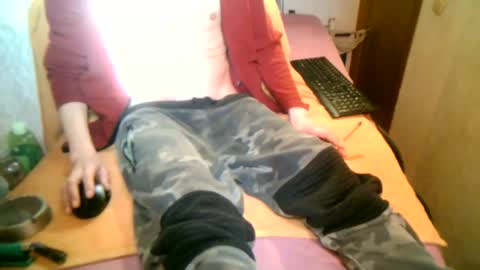 Snapshot of samueltal chatting on January 12, 10:34 am samueltal online show from January 12, 10:34 am