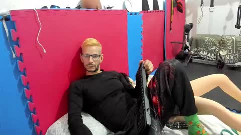 Snapshot of samuraijiu chatting on November 5, 12:43 am samuraijiu online show from November 5, 12:43 am