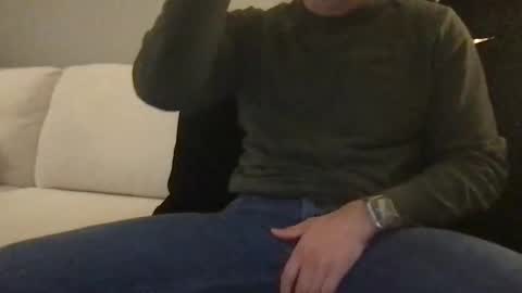 Sam W dick strip tease online show from December 20, 6:20 am