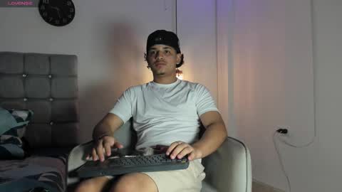 samxx_muscle online show from September 13, 2:28 pm