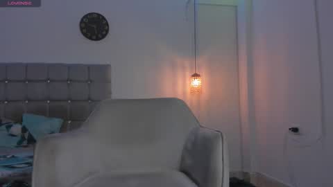 samxx_muscle online show from November 24, 1:44 pm