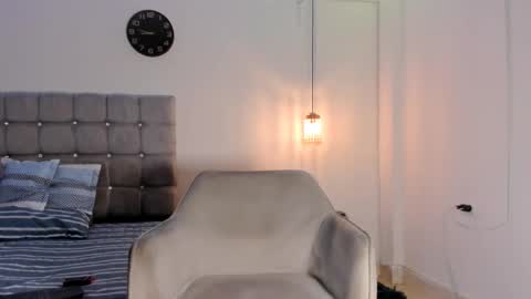 Snapshot of samxx_muscle chatting on January 8, 1:46 pm samxx_muscle online show from January 8, 1:46 pm