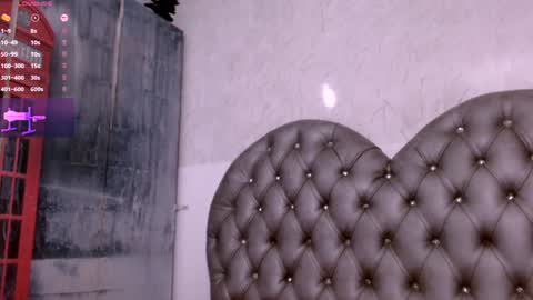 Snapshot of samy__milf chatting on December 8, 9:30 pm Sammy online show from December 8, 9:30 pm