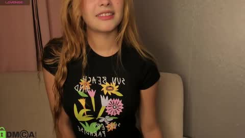 Snapshot of samy_bae chatting on February 18, 9:53 pm Samantha online show from February 18, 9:53 pm