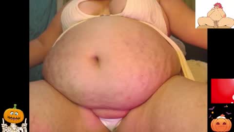 Snapshot of samy_belly32 chatting on October 11, 1:38 am loredy samantha online show from October 11, 1:38 am
