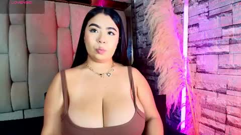 Snapshot of samygreyy_ chatting on June 11, 7:56 pm SAMY GREY... online show from June 11, 7:56 pm