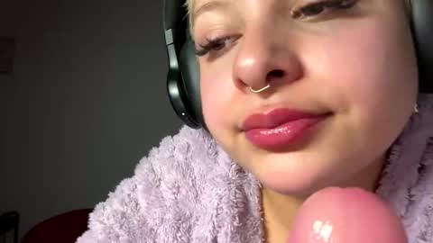 Samymoon online show from January 17, 9:51 pm