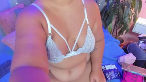 Samy  online show from December 6, 3:19 am