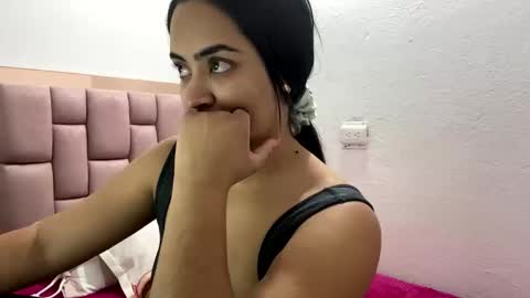 Snapshot of samyrosss6 chatting on October 20, 11:49 pm Samy online show from October 20, 11:49 pm