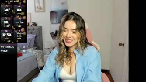 Snapshot of samysweet_8 chatting on December 16, 1:32 pm Samanta online show from December 16, 1:32 pm