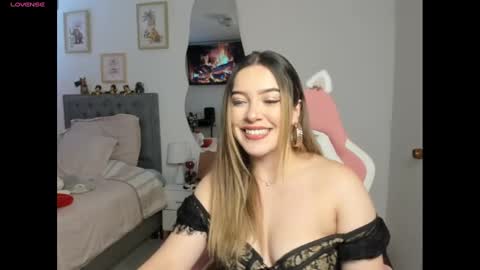 Snapshot of samysweet_8 chatting on January 8, 1:09 pm Samanta online show from January 8, 1:09 pm