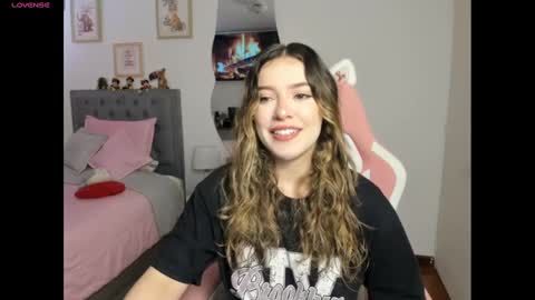 Snapshot of samysweet_8 chatting on February 17, 12:48 pm Samanta online show from February 17, 12:48 pm