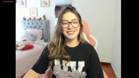 Snapshot of samysweet_8 chatting on September 16, 6:42 pm Samanta online show from September 16, 6:42 pm