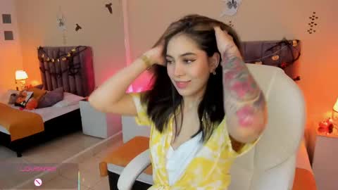 Snapshot of samyy_johnson chatting on October 3, 1:41 pm samyy_johnson online show from October 3, 1:41 pm