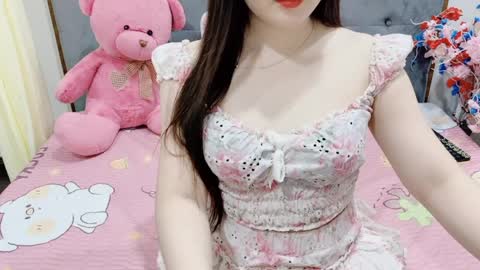 sanami_sian_ online show from April 3, 1:31 pm