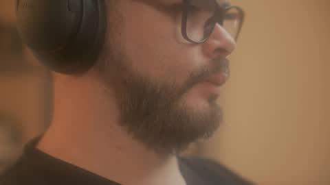 Sanders online show from March 11, 5:02 am