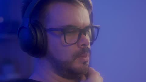 Sanders online show from March 30, 5:41 am