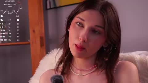 Isabel but you can call me Bella online show from July 25, 4:10 am