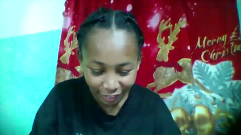 Snapshot of sandra1253099 chatting on October 19, 8:15 am sandra1253099 online show from October 19, 8:15 am