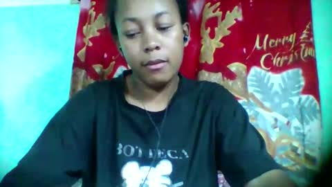 Snapshot of sandra1253099 chatting on October 28, 7:23 am sandra1253099 online show from October 28, 7:23 am