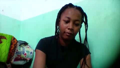 Snapshot of sandra1253099 chatting on November 8, 5:40 am sandra1253099 online show from November 8, 5:40 am