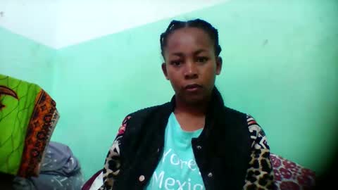 Snapshot of sandra1253099 chatting on November 12, 6:36 am sandra1253099 online show from November 12, 6:36 am