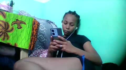 Snapshot of sandra1253099 chatting on November 22, 6:40 pm sandra1253099 online show from November 22, 6:40 pm