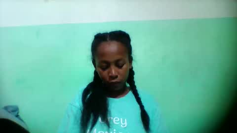 Snapshot of sandra1253099 chatting on November 30, 6:28 am sandra1253099 online show from November 30, 6:28 am