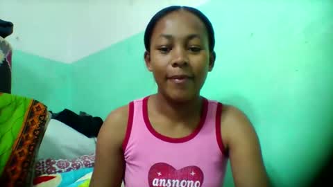 sandra1253099 online show from December 20, 5:36 am