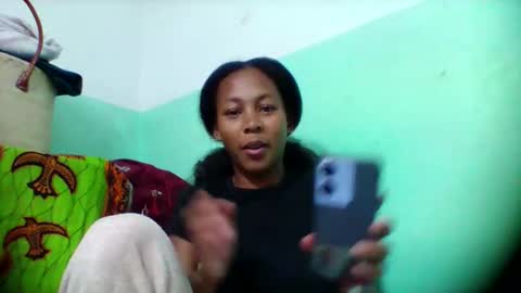 sandra1253099 online show from December 21, 6:48 pm